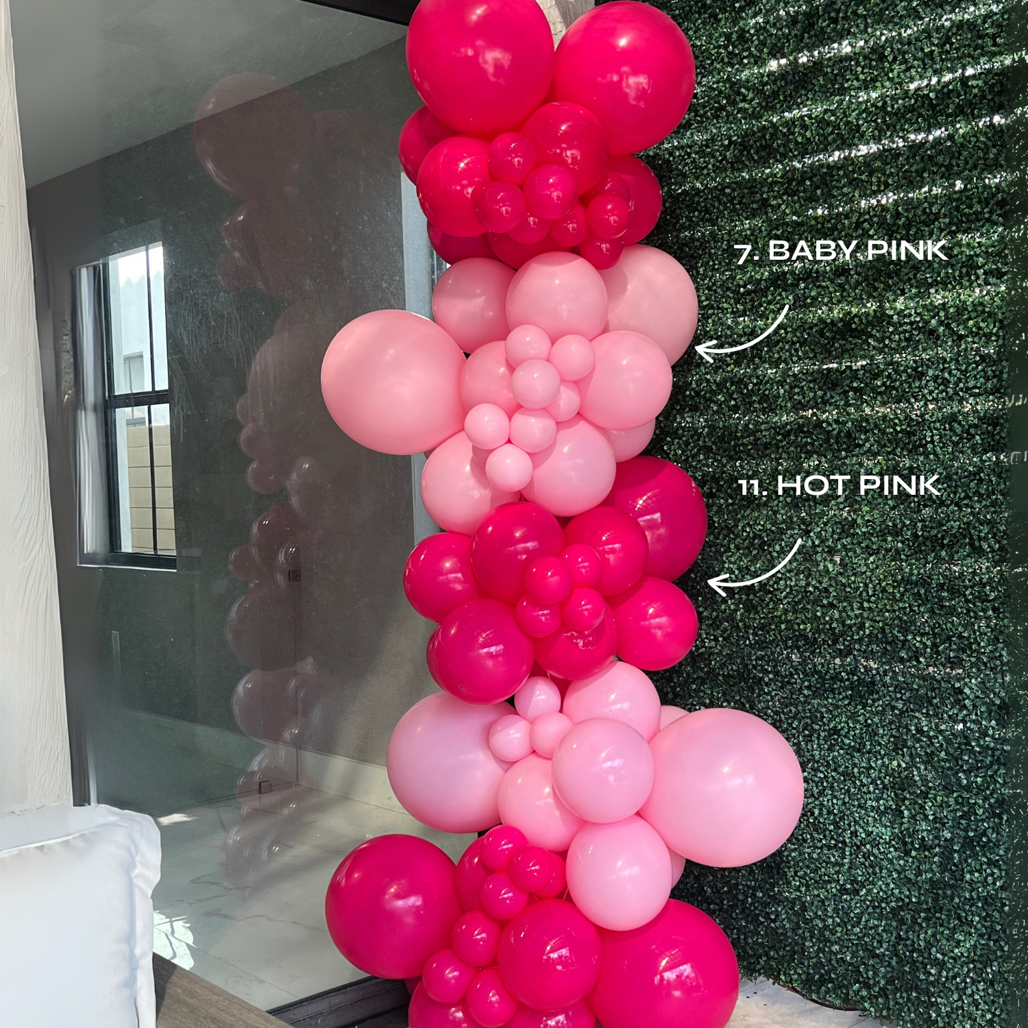 HELLO KITTY Balloon Garland