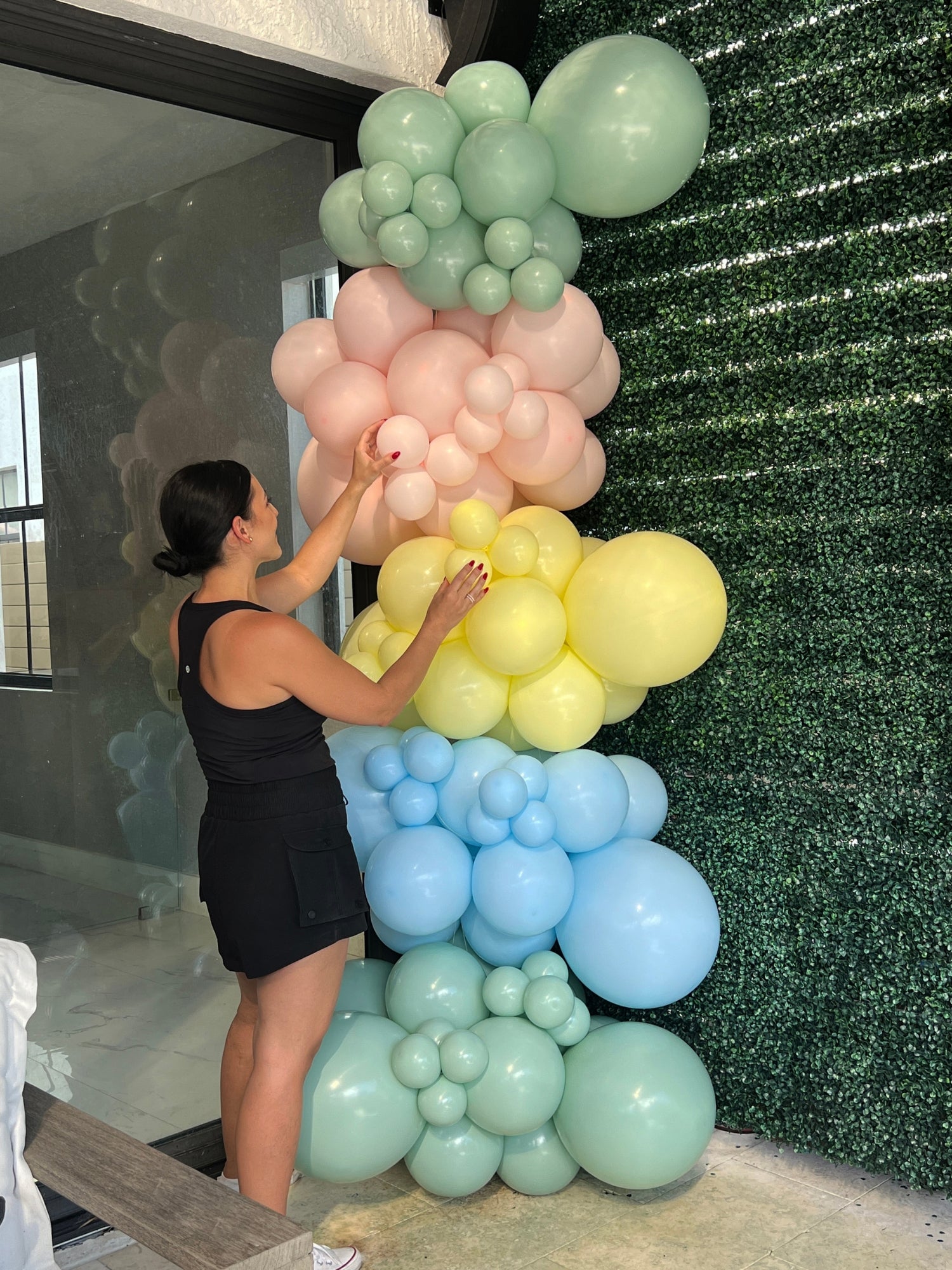 PEPPA PIG Inspired Balloon Garland Kit