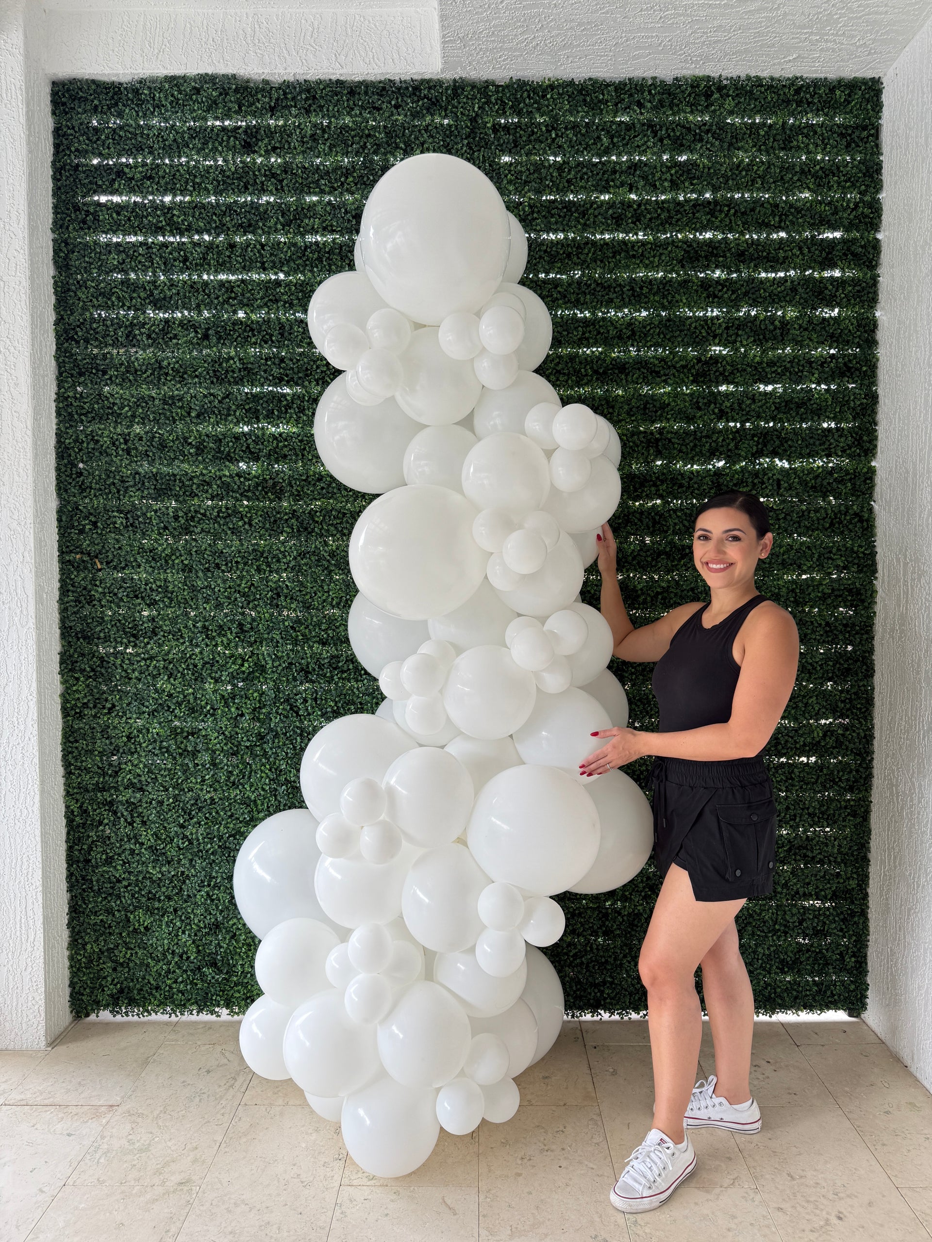 THE WHITE Balloon Garland Kit